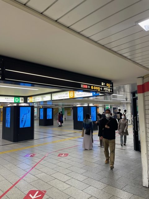 近鉄線大阪難波駅東改札口付近