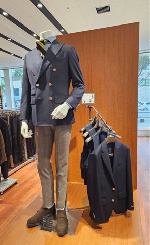 スーツセレクト博多ジャケット&パンツコーナー