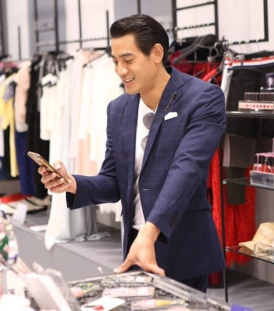 บิ๊ก ทองภูมิ สิริพิพัฒน์ ออกงานอีเว้นท์ ใช้บริการที่สาขาเซ็นทรัลแจ้งวัฒนะ